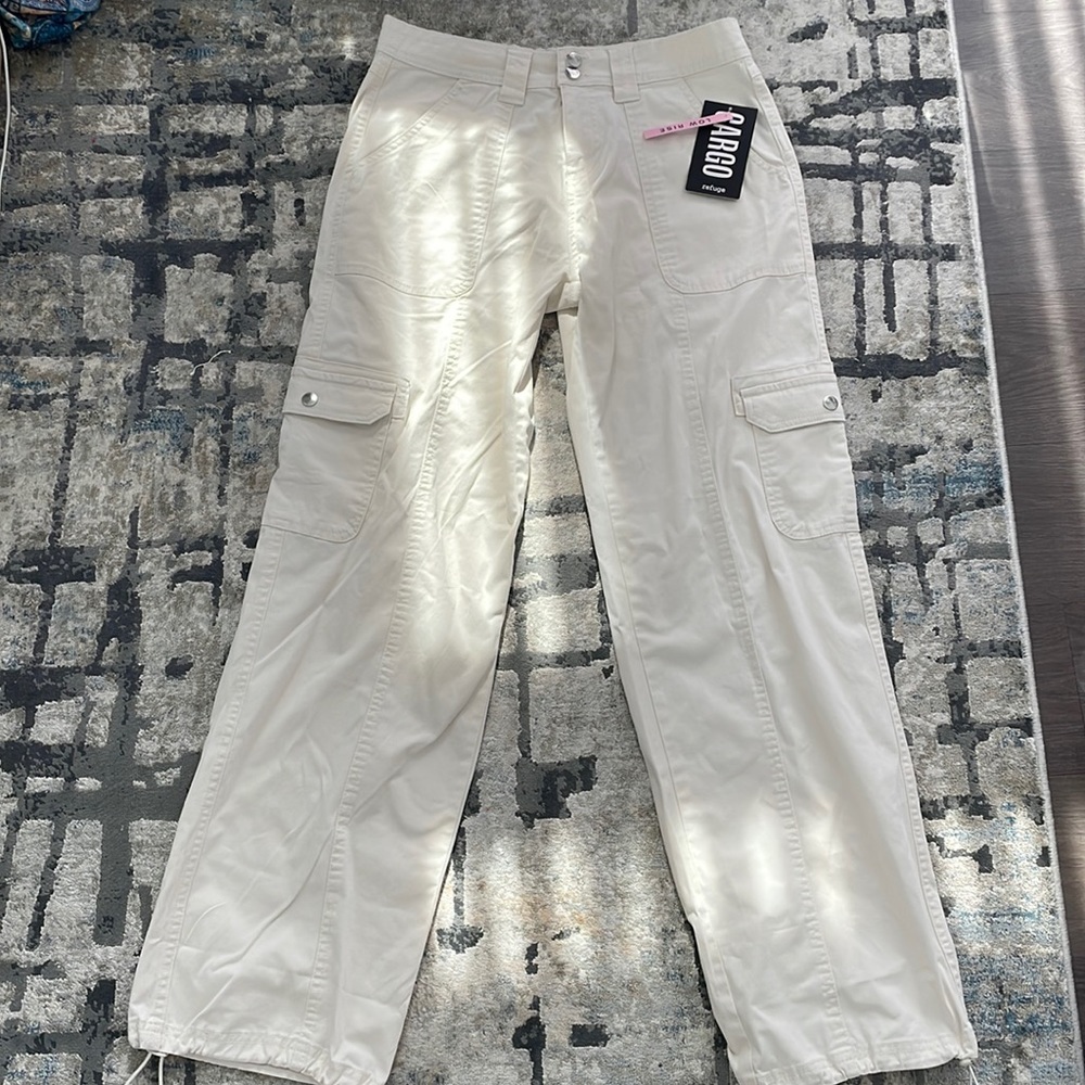 Urban Planet - Refuge Cream Coloured Cargo Pants size XS